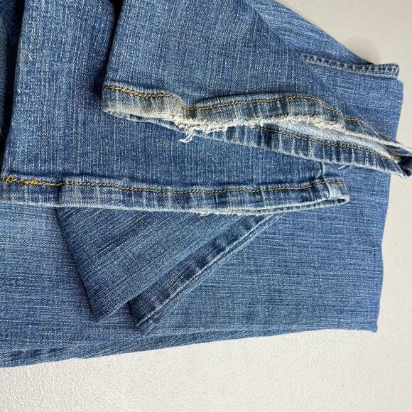 Levi SuperFlow 518 Bootcut Jean Low Rise Denim Whiskers Faded Med Wash Blue 15 M - Picture 14 of 14